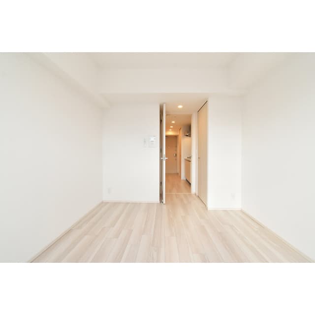 Room image 14