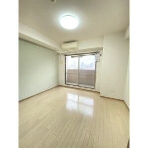 Room image 15