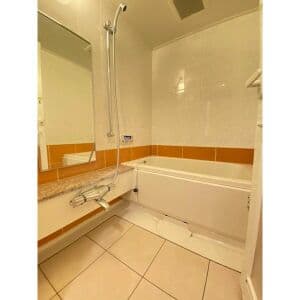Room image 13