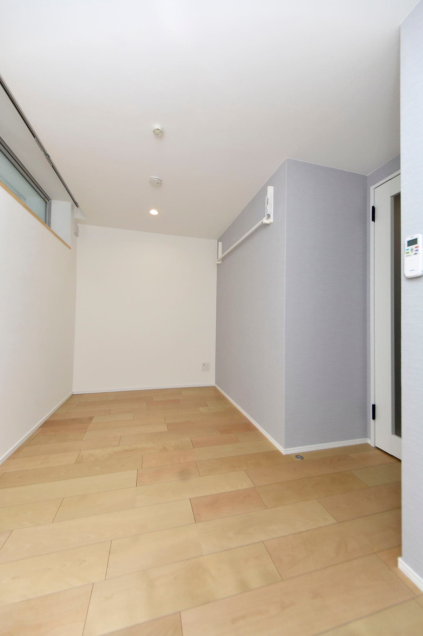 Room image 16