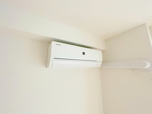 Room image 10