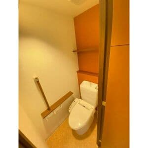 Room image 13