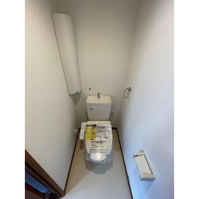 Room image 10