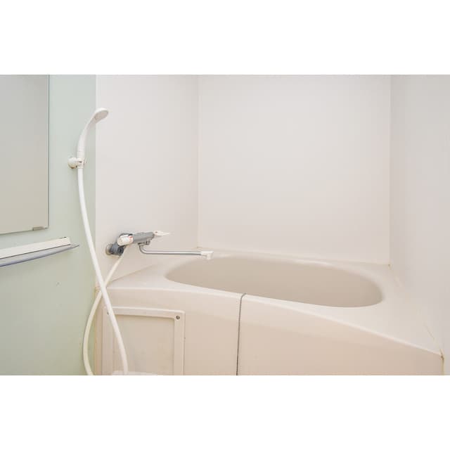 Room image 12