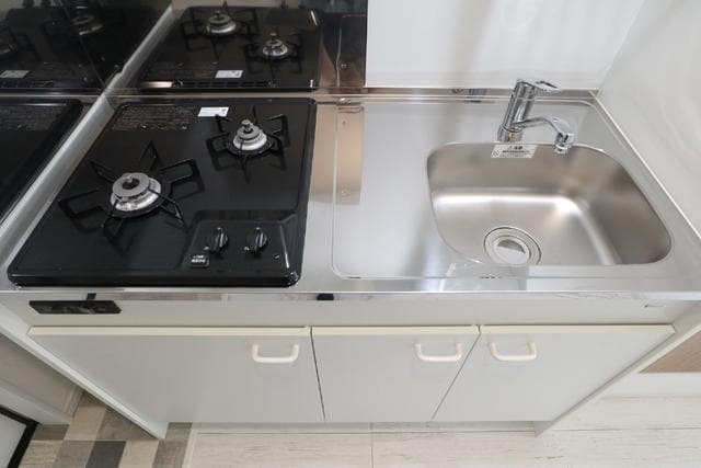 Room image 8