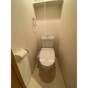 Room image 12