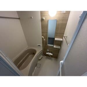 Room image 9