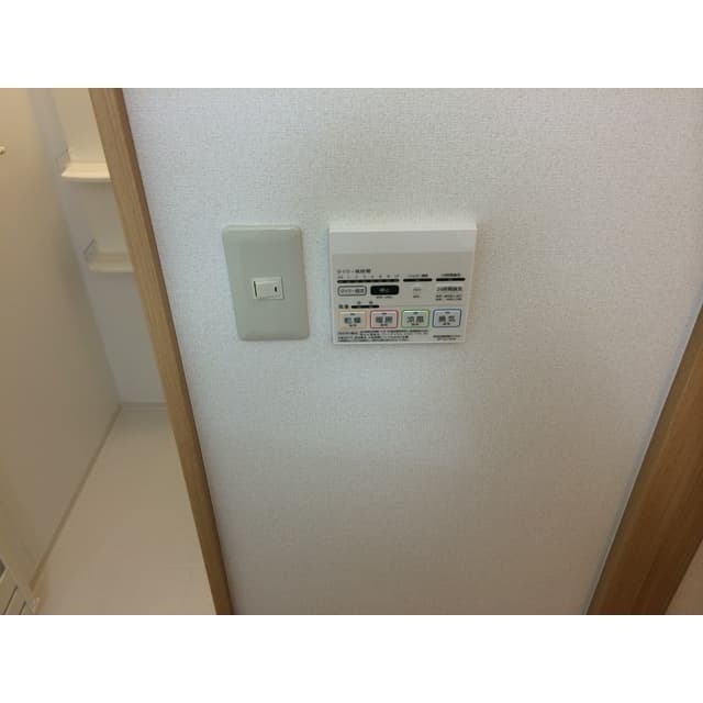 Room image 13