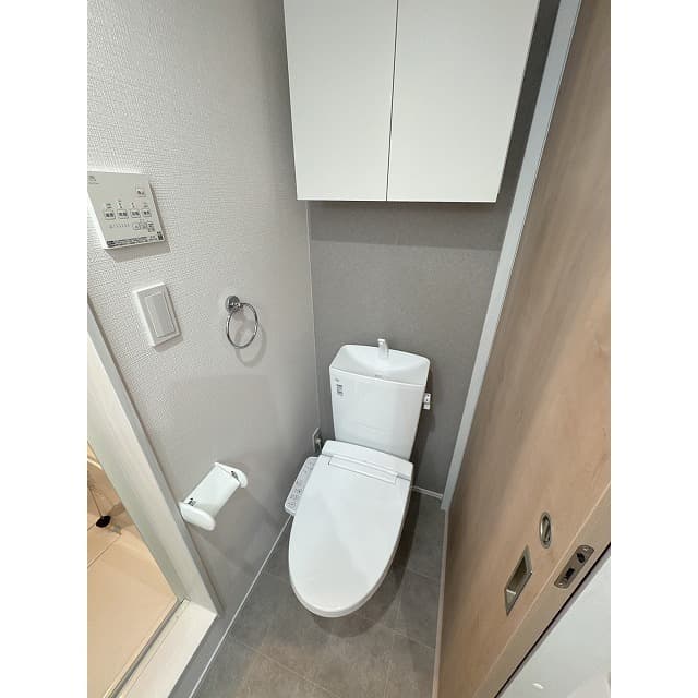Room image 11