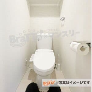 Room image 8