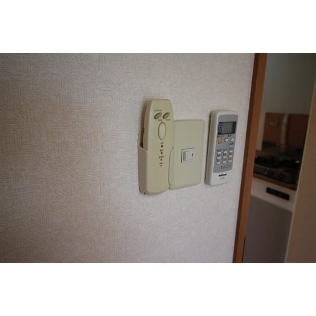 Room image 16