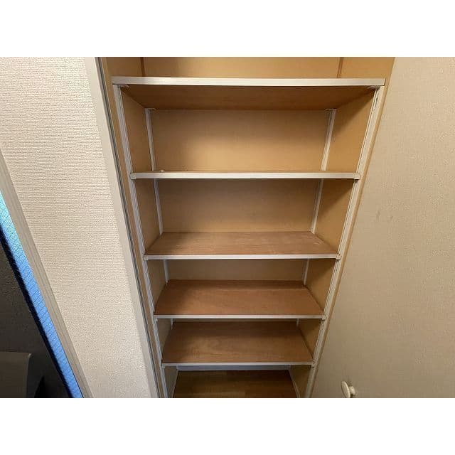 Room image 13
