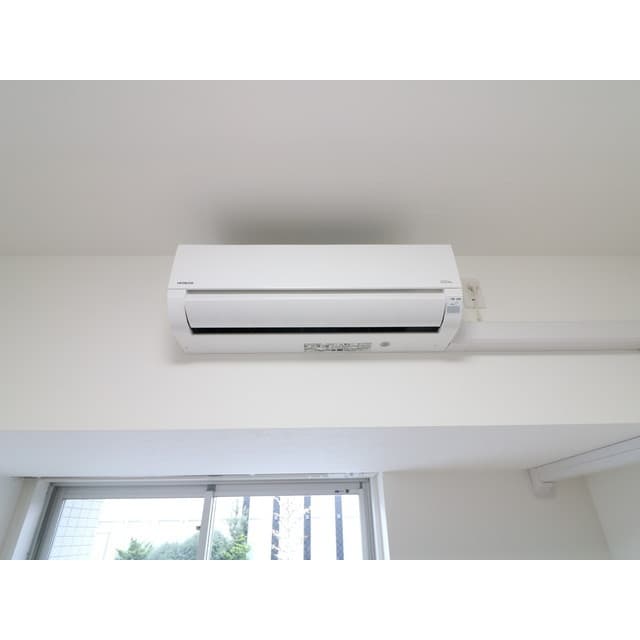 Room image 16