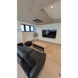 Room image 10