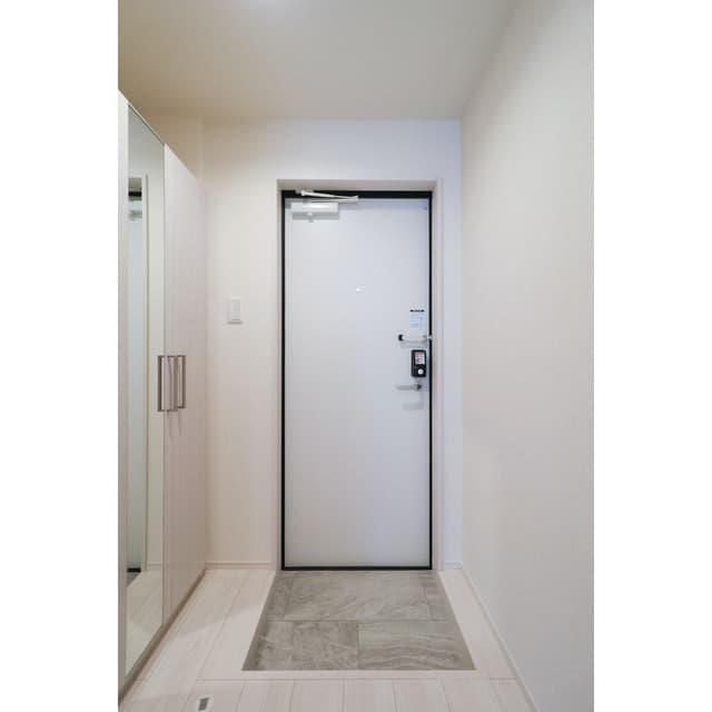 Room image 10