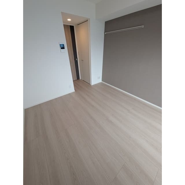 Room image 15