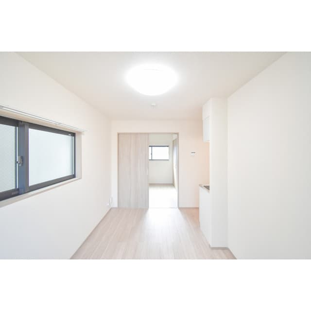 Room image 16