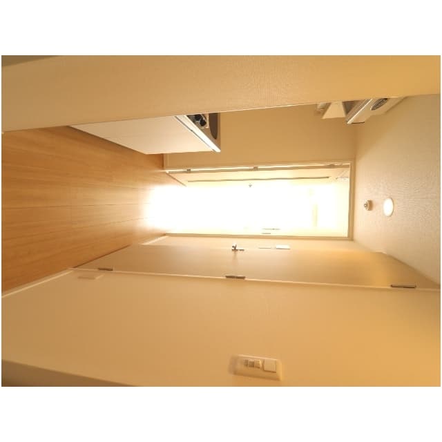 Room image 12