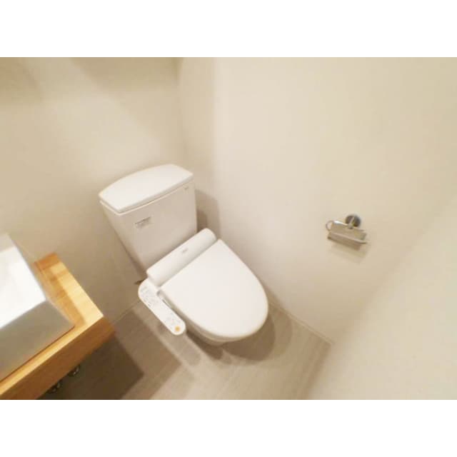 Room image 9