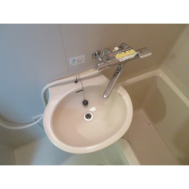 Room image 13
