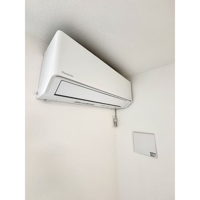 Room image 15
