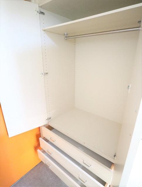 Room image 13
