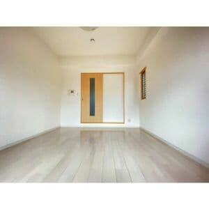 Room image 14