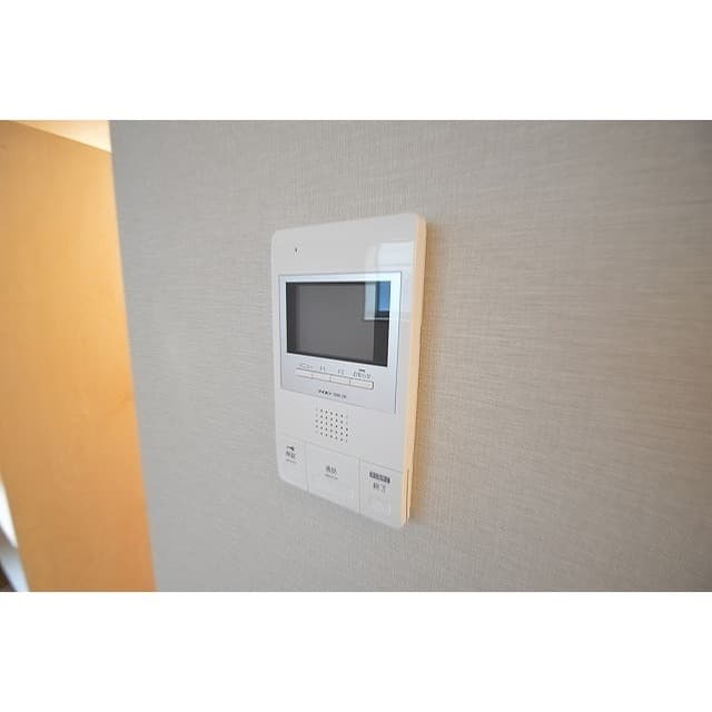 Room image 13