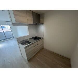 Room image 12