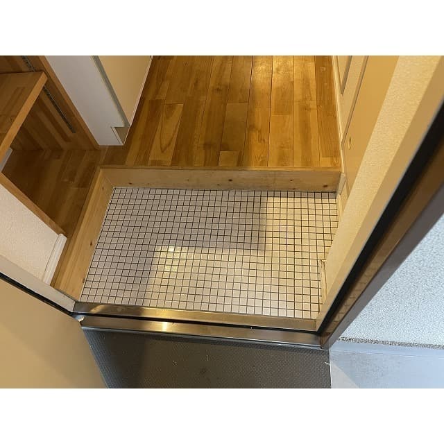 Room image 16