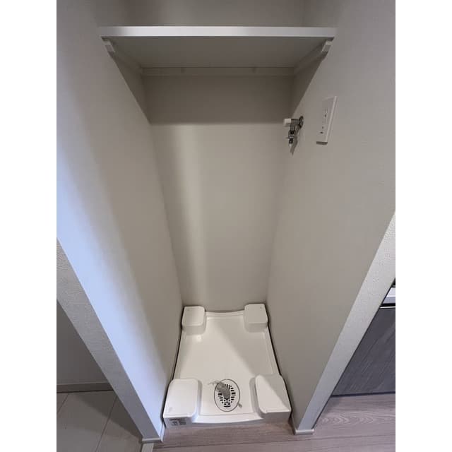 Room image 14