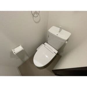 Room image 11