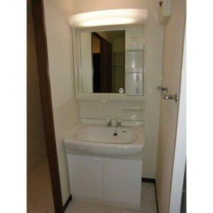 Room image 12