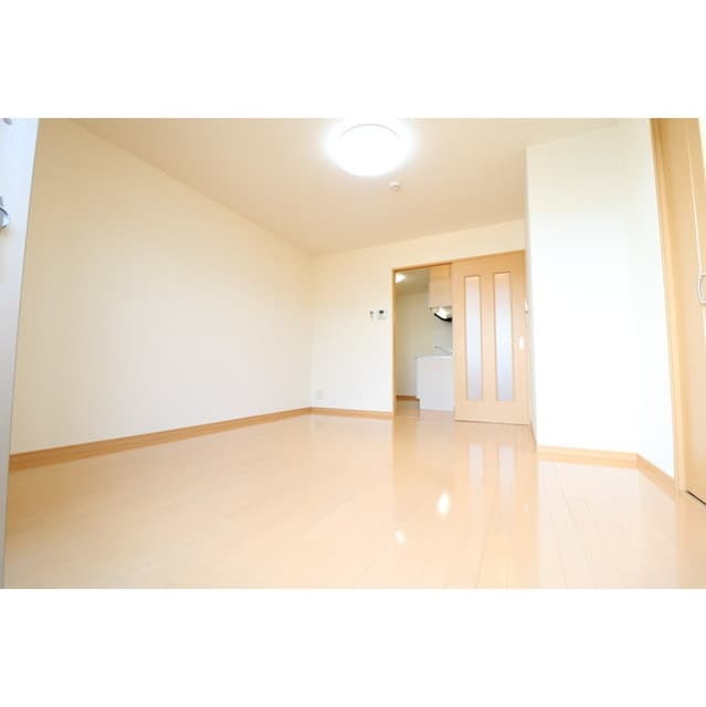 Room image 14