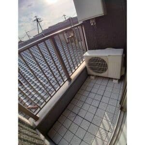 Room image 16