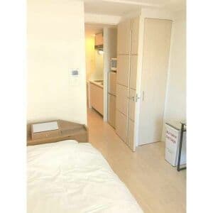Room image 10