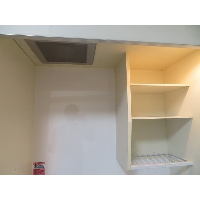 Room image 13