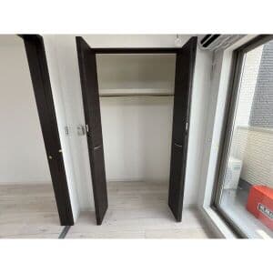 Room image 13