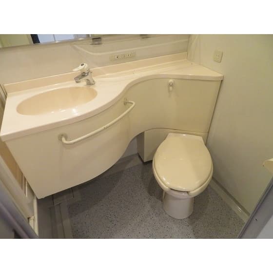 Room image 11