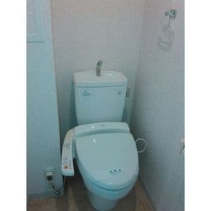 Room image 10