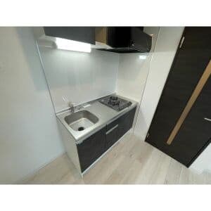 Room image 10
