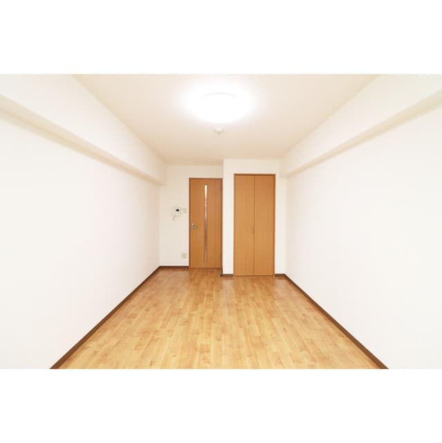 Room image 14