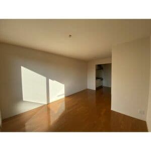 Room image 15