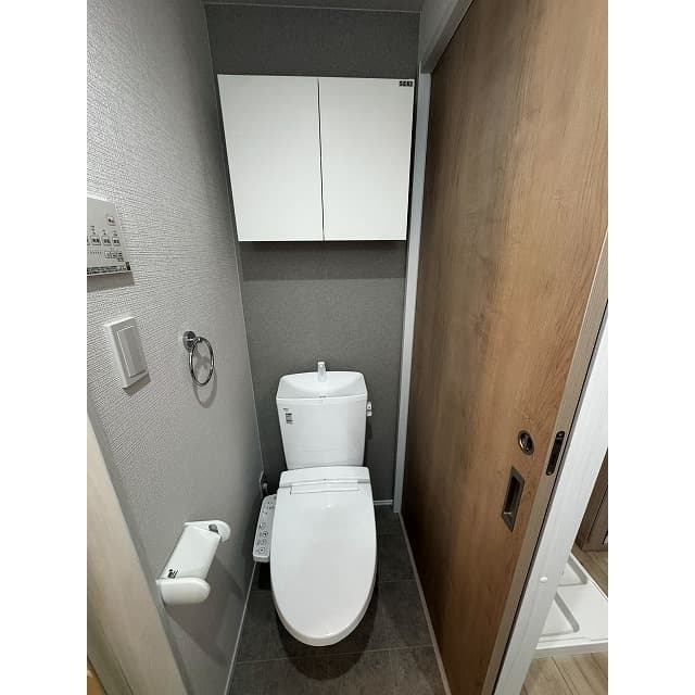 Room image 11