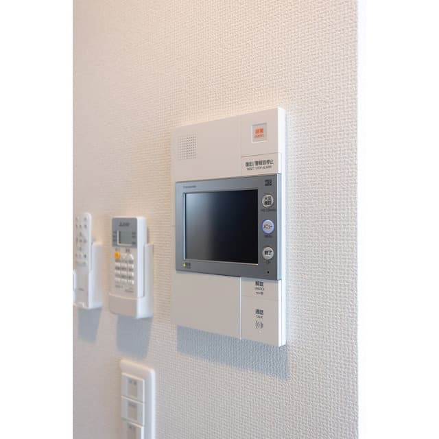 Room image 11