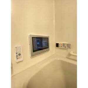 Room image 16