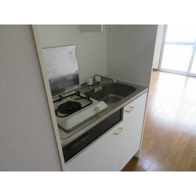 Room image 11