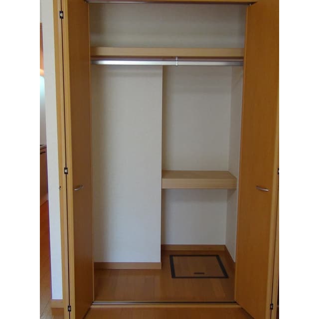 Room image 14