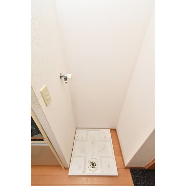 Room image 13