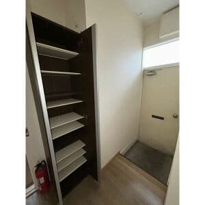 Room image 14